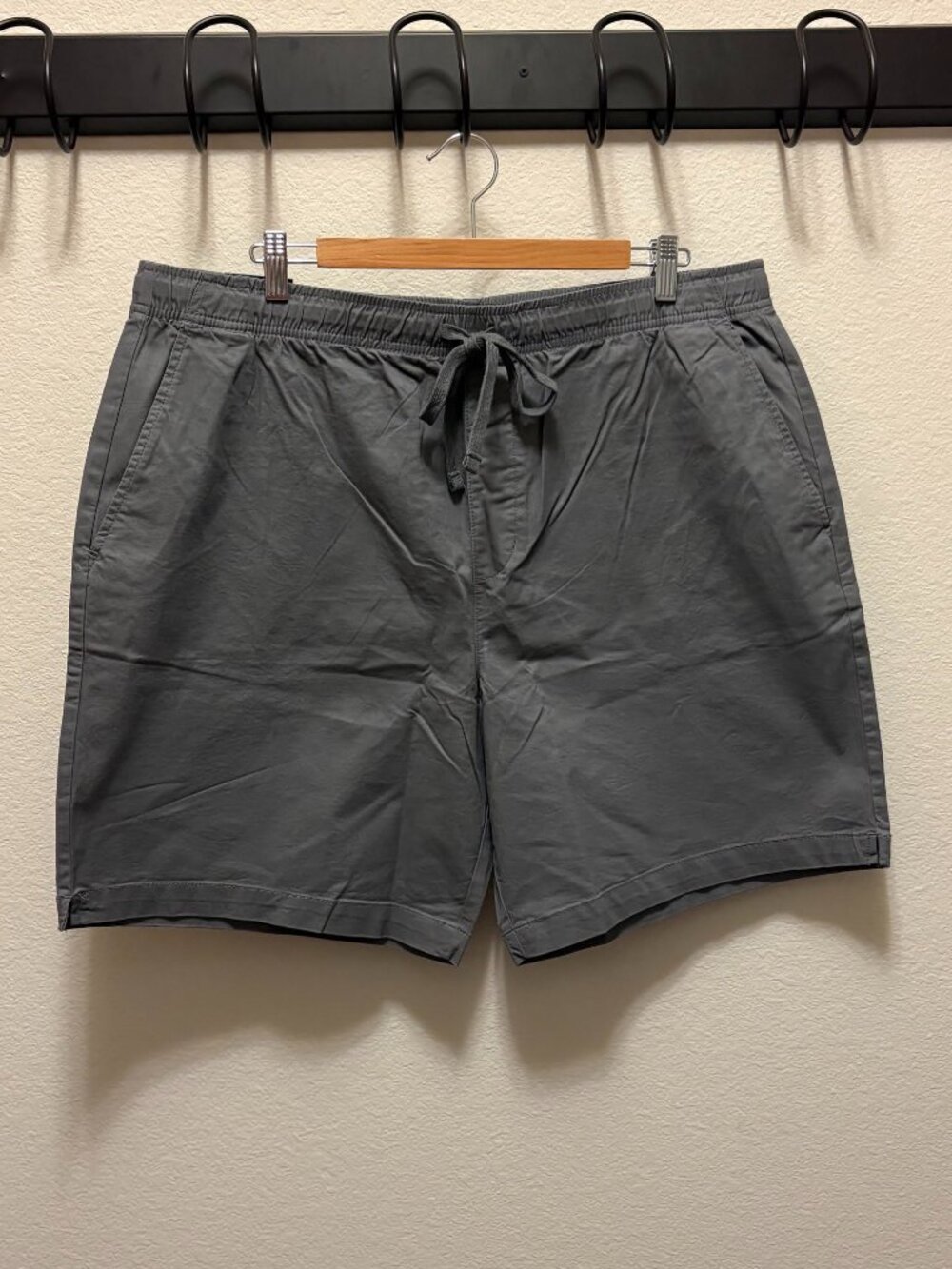 NEW Men's Banana Republic Cottonrich Pull On Drawstring Shorts - Gray - Size XL